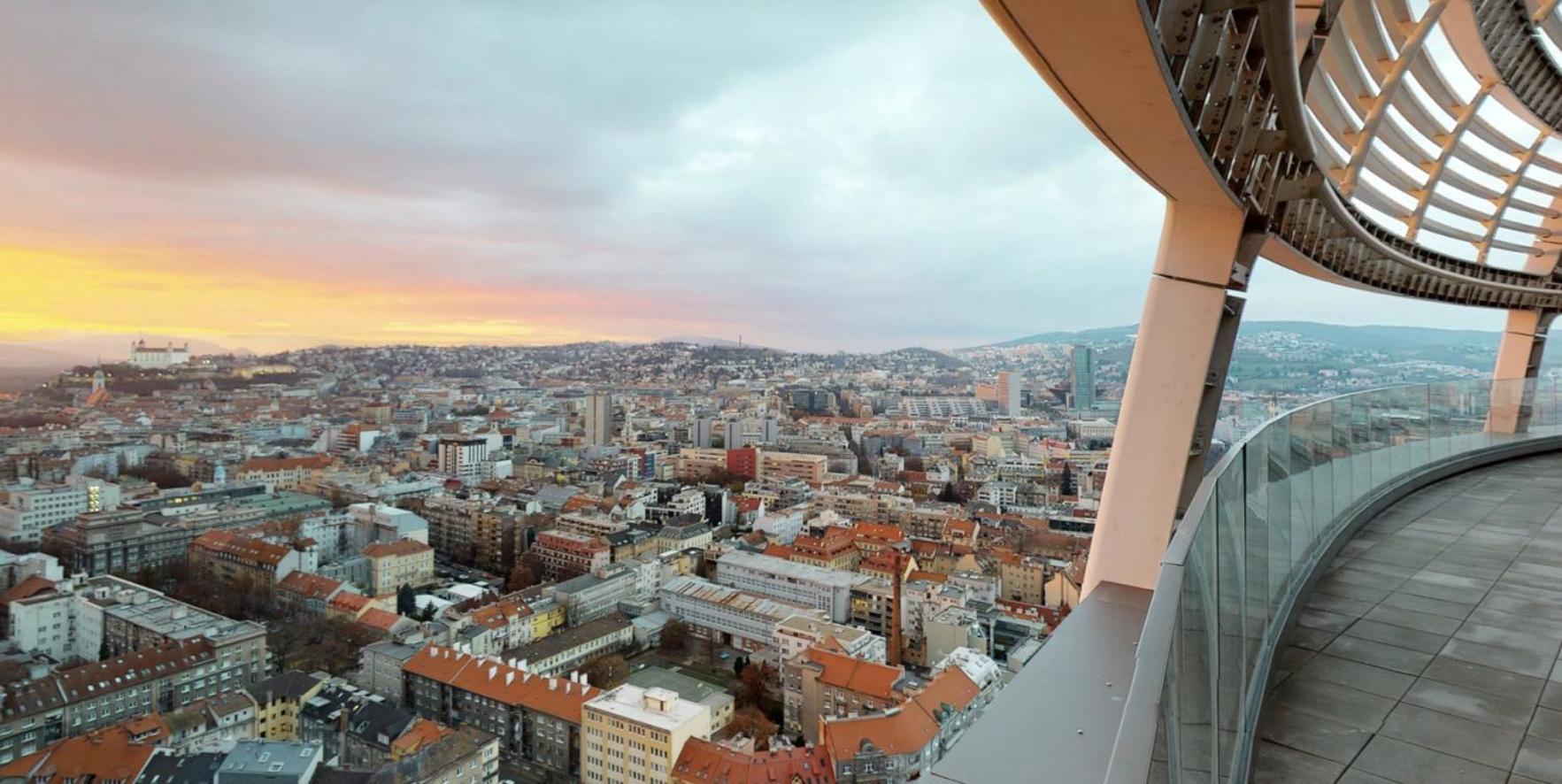 Appartement Sky Park-20th Floor Sunset Views - Parking *